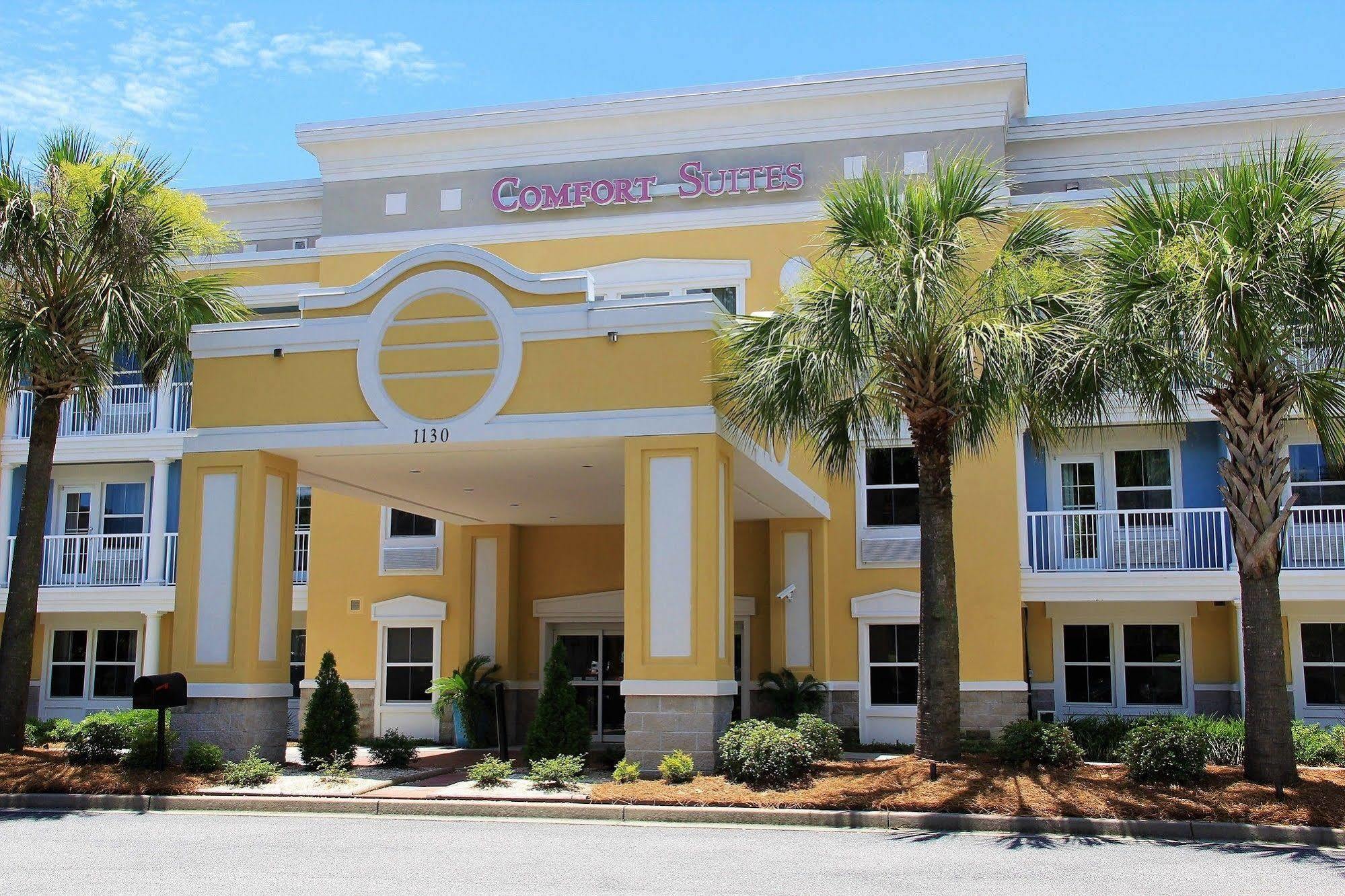 Comfort Suites At Isle Of Palms Connector Charleston Exterior photo